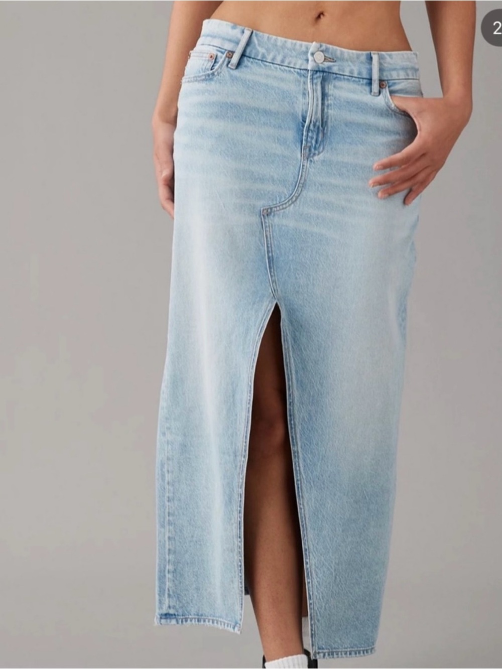American Eagle low rise denim maxi skirt women’s 8 Jean skirt long slit AE